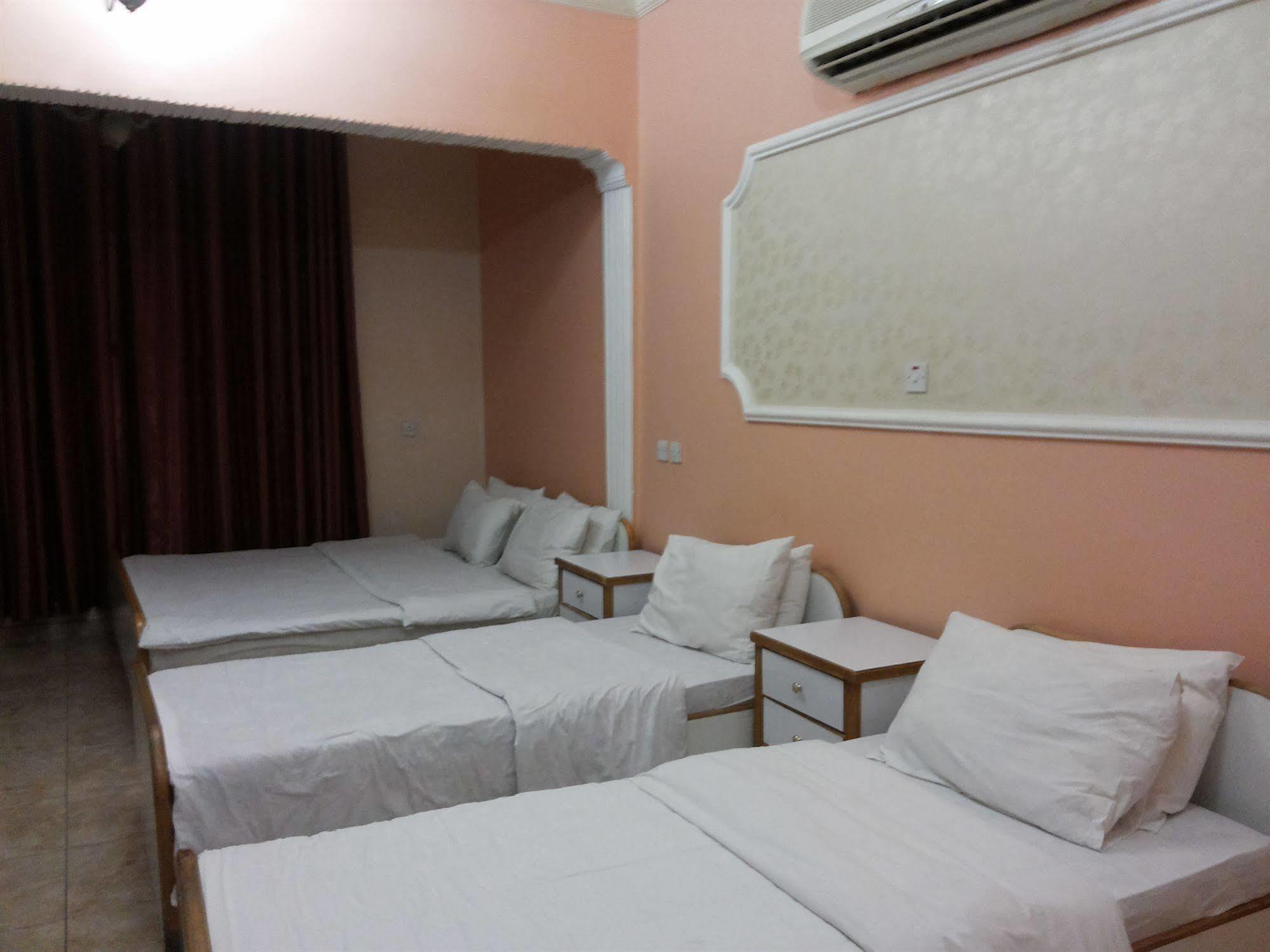 Al Qidra Hotel & Suites Aqaba Exterior photo